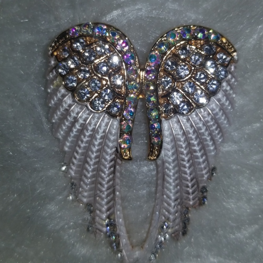 Brooch
